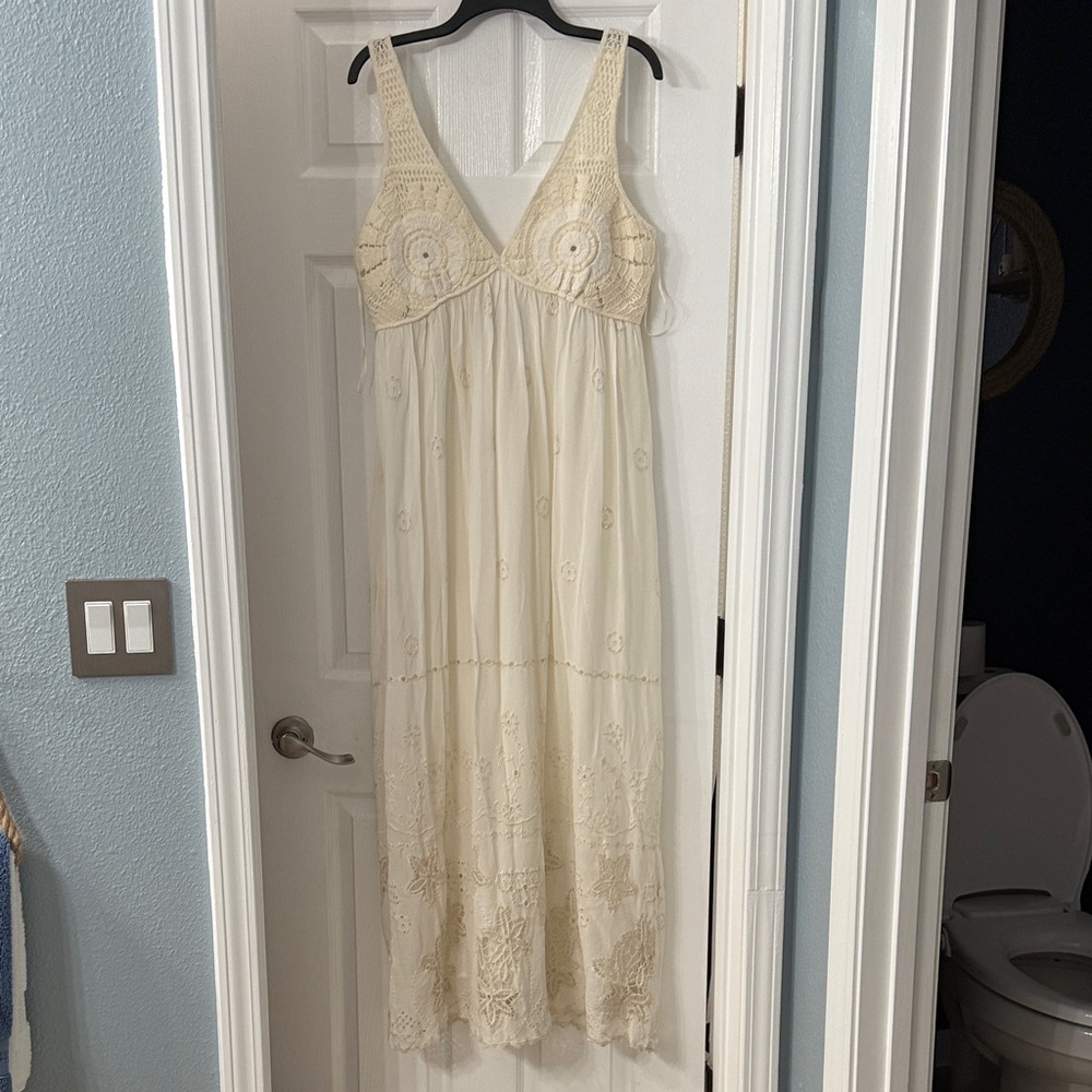 Zara Ivory Crochet Detail Maxi Dress